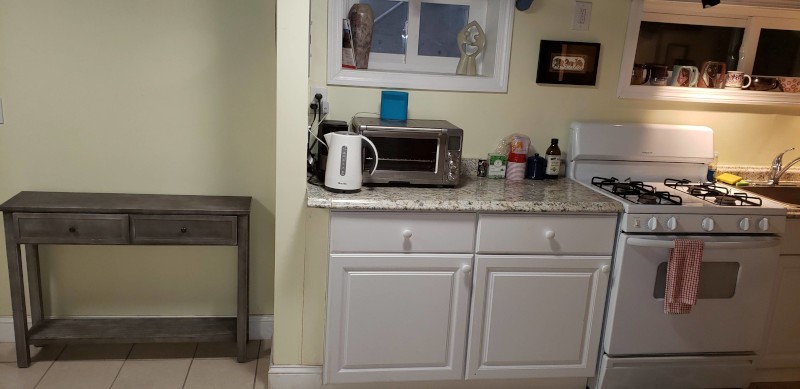 Kitchen next to entry area